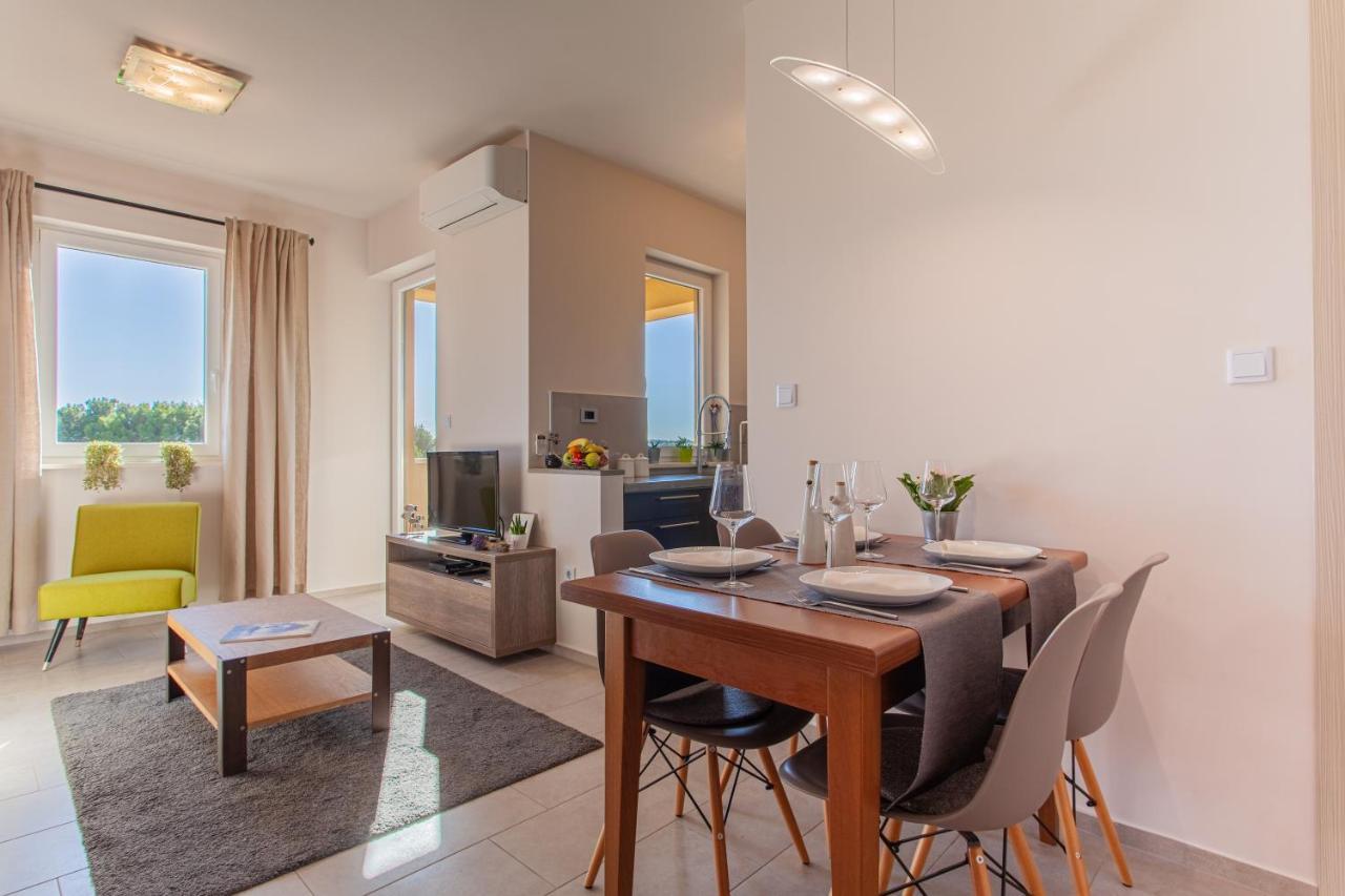 Apartment Leni ツレス エクステリア 写真